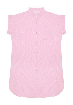 Chemise rose à manches courtes avec un devant à boutons, ornée de pois blancs, d'une poche poitrine et d'un ourlet arrondi. Texture de tissu léger.