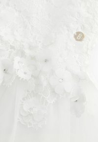 Baker by Ted Baker REGULAR FIT biały