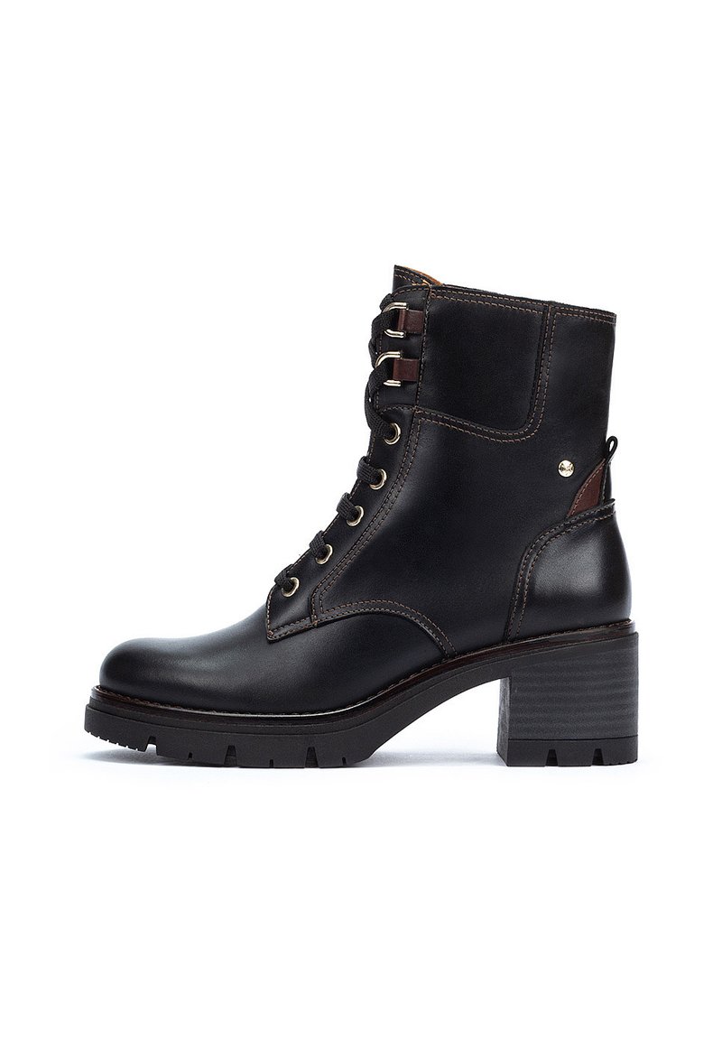 Pikolinos SORIA - Botines con plataforma - black