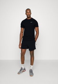 Nike Performance Calções desportivos - black/anthracite