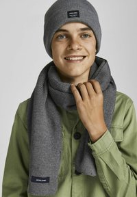 Jack & Jones Junior Sjal / Tørklæder - grey melange