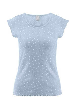 Hellblaues kurzärmliges Strickoberteil mit dezenten vertikalen Streifen und kleinen weißen Blumenmustern, rundem Ausschnitt sowie gewelltem Saum und Ärmeln.