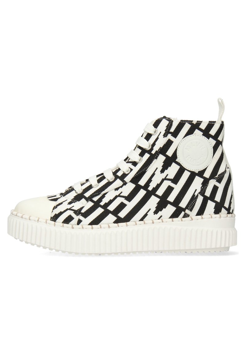Sneakers high
