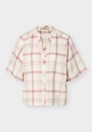 Camisa de manga corta con botones, estampado de cuadros en rosa y blanco y pequeño cuello, con un corte holgado.