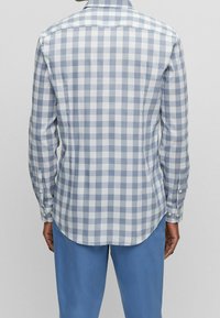 BOSS Skjorta - dark blue