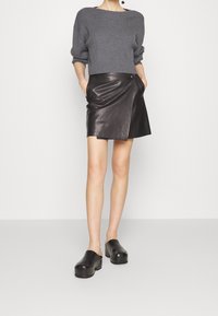 DRYKORN Neule - grey