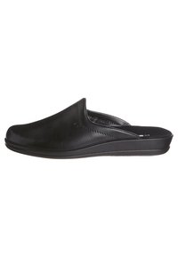 Sorte læder slip-on klip klapper med en glat finish, rund tå, lav platform og diskret syninger langs sømmene. Holdbart og alsidigt design.
