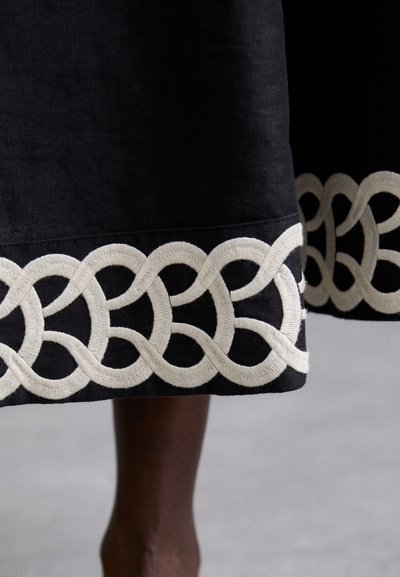 By Malene Birger LEONNE - Suknja A kroja - black