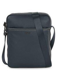 Bolso cruzado de cuero azul oscuro con textura suave, cierre con cremallera, correa ajustable y detalles de costura sutiles en el frente.