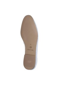 White perforated shoe with a light tan rubber sole. Features include a textured design and embossed brand logo on the sole. Size 39.