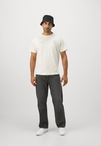 Legacies BENFICA LISSABON GLORIOSO - Marškinėliai su spaudiniu - off white