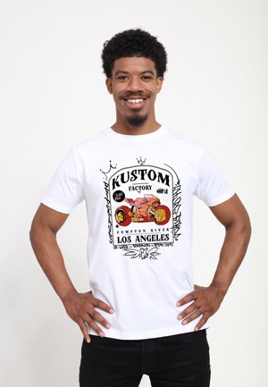 - T-shirt z nadrukiem