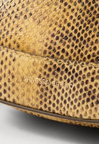 Vanessa Bruno MINI DAILY BAG - Skuldertasker - camel