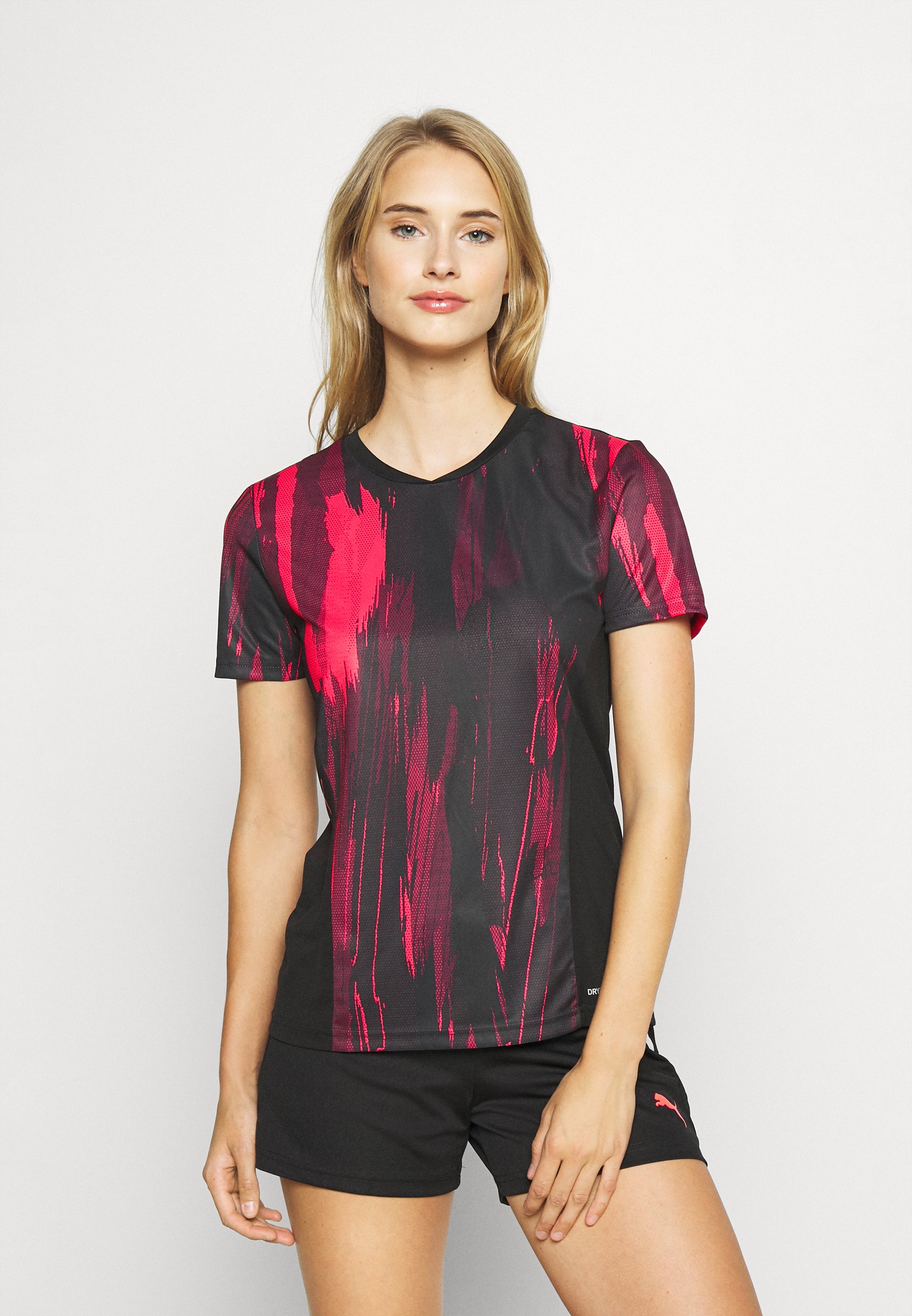 Puma INDIVIDUAL CUP GRAPHIC - Print T-shirt - black/sunblaze/black -  Zalando.ie