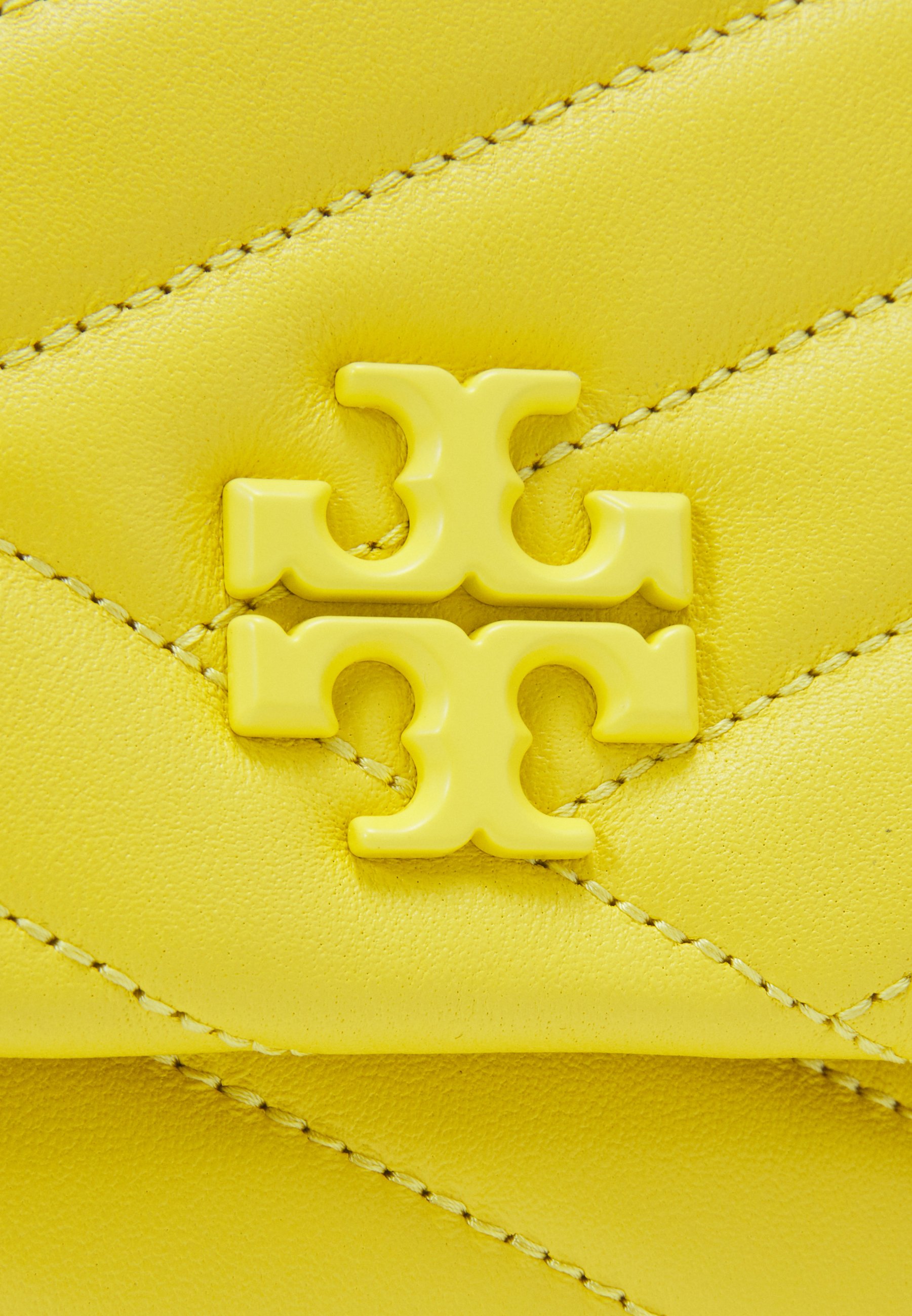 tory burch kira chevron small shoulder bolsa