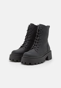 ONLY SHOES Stivaletti con plateau - black