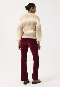 Garcia Strickpullover - doeskin