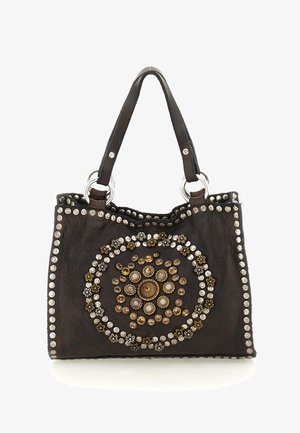 Borsa a mano in pelle nera con due manici, decorata con motivi circolari di borchie color argento, oro e simil-perla, e piccoli ornamenti floreali.