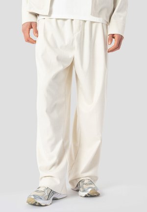LEX - Pantalones deportivos - natural offwhite