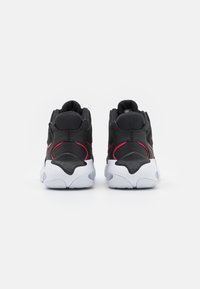 jordan max aura rouge
