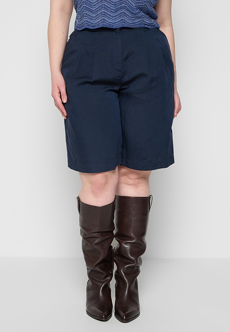 Emporio Armani Shorts blauw