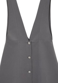 Robe sans manches grise avec un décolleté en V profond, ornée de cinq boutons en cristal décoratifs sur le devant et d'une texture lisse.