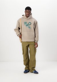 Pal Sporting Goods HOLE GUARD HOODIE UNISEX - Pulover iz flisa - clay