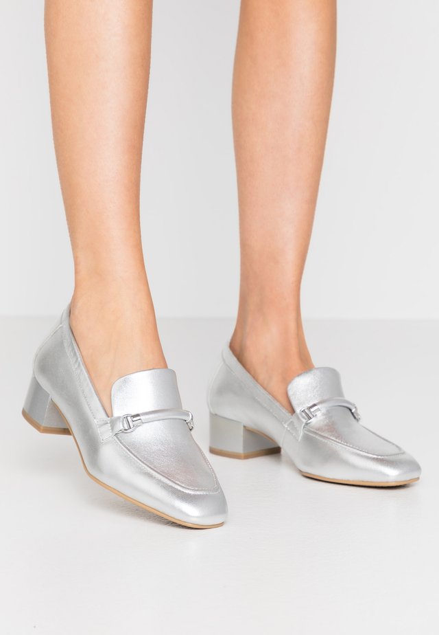 Mocasines - silver