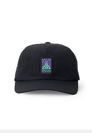 Gorra de béisbol con malla negra en la parte trasera, visera curva y parche frontal con logo que muestra un sol morado, un triángulo verde y el texto "Rip Curl search gear".