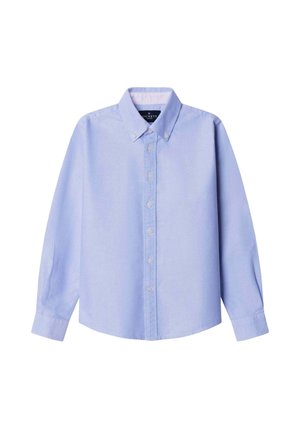 Camisa azul claro de botones con mangas largas, cuello y logo bordado en el pecho. Hecha de tela suave con un acabado pulido.