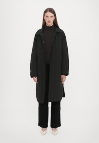 CLOSED QUILTED COAT - Winter coat - black