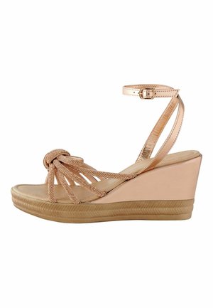 FOREVER COMFORT - REGULAR FIT - Plateausandalette - rose gold