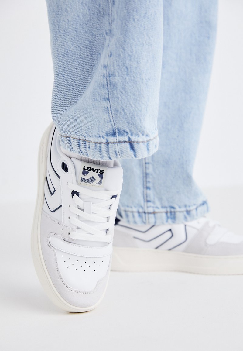 Levi's® GLIDE - Sporta apavi - regular white