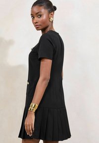 Lipsy REGULAR FIT - SHORT SLEEVE - Kasdienė suknelė - black