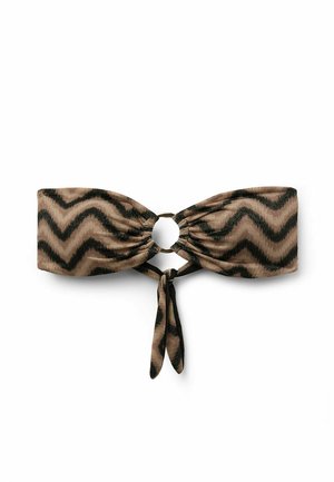 Haut de bikini bandeau avec un motif zigzag noir et marron, doté d'un anneau central et d'un nœud à nouer à l'avant.