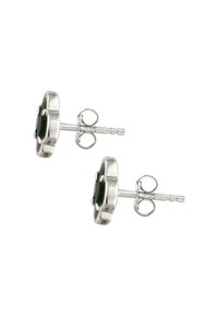 Silberne blumenförmige Ohrstecker mit schwarzem Zentrum, mit polierter Oberfläche und sicheren Steckverschluss.