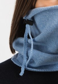Dalle Piane Cashmere Scaldacollo - light blue