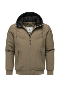 Giacca bomber verde oliva con foderato nero, chiusura frontale con zip e due tasche laterali; texture liscia con polsini e orlo a costine.