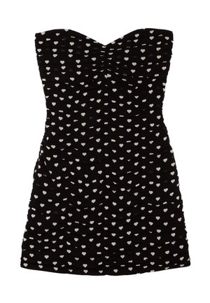 Sort stropløs kjole med hvide hjerte mønstre, med en rynket tekstur over det hele. Kort, tætsiddende design velegnet til både afslappet og formelt brug.