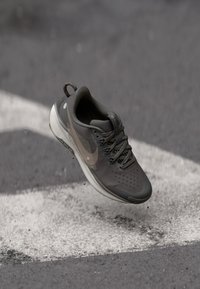 Non sélectionné, brown/ironstone/college grey