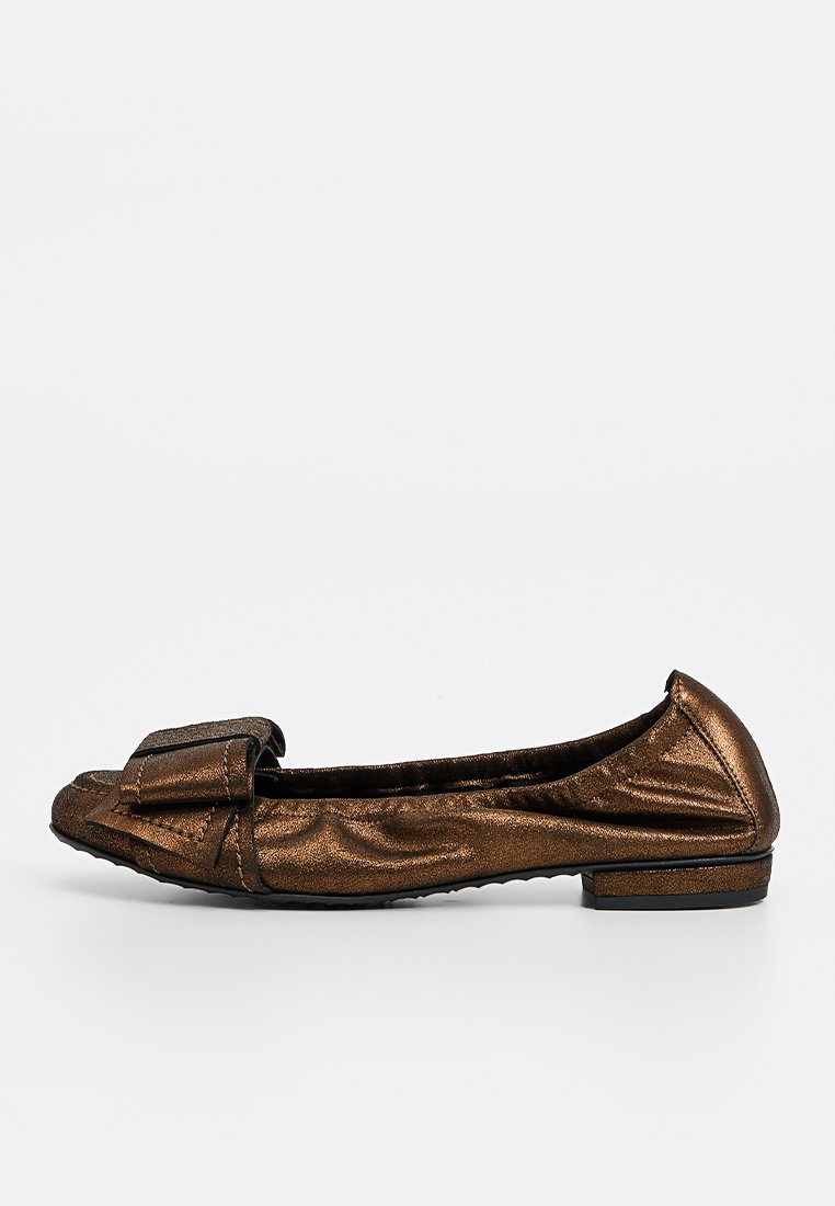 Kennel + Schmenger Ballerina’s bruin