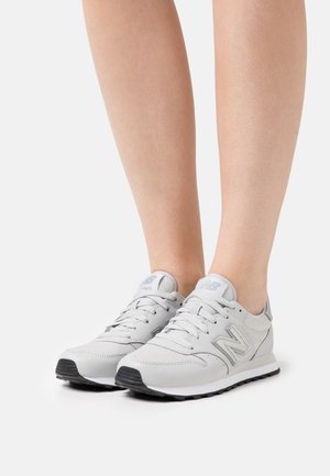New Balance, Baskets basses - light grey
