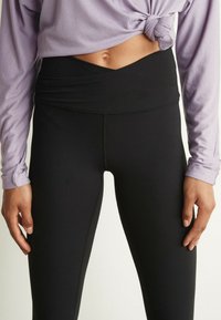 Next Trikoot - black