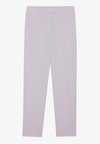 Chino - thistle