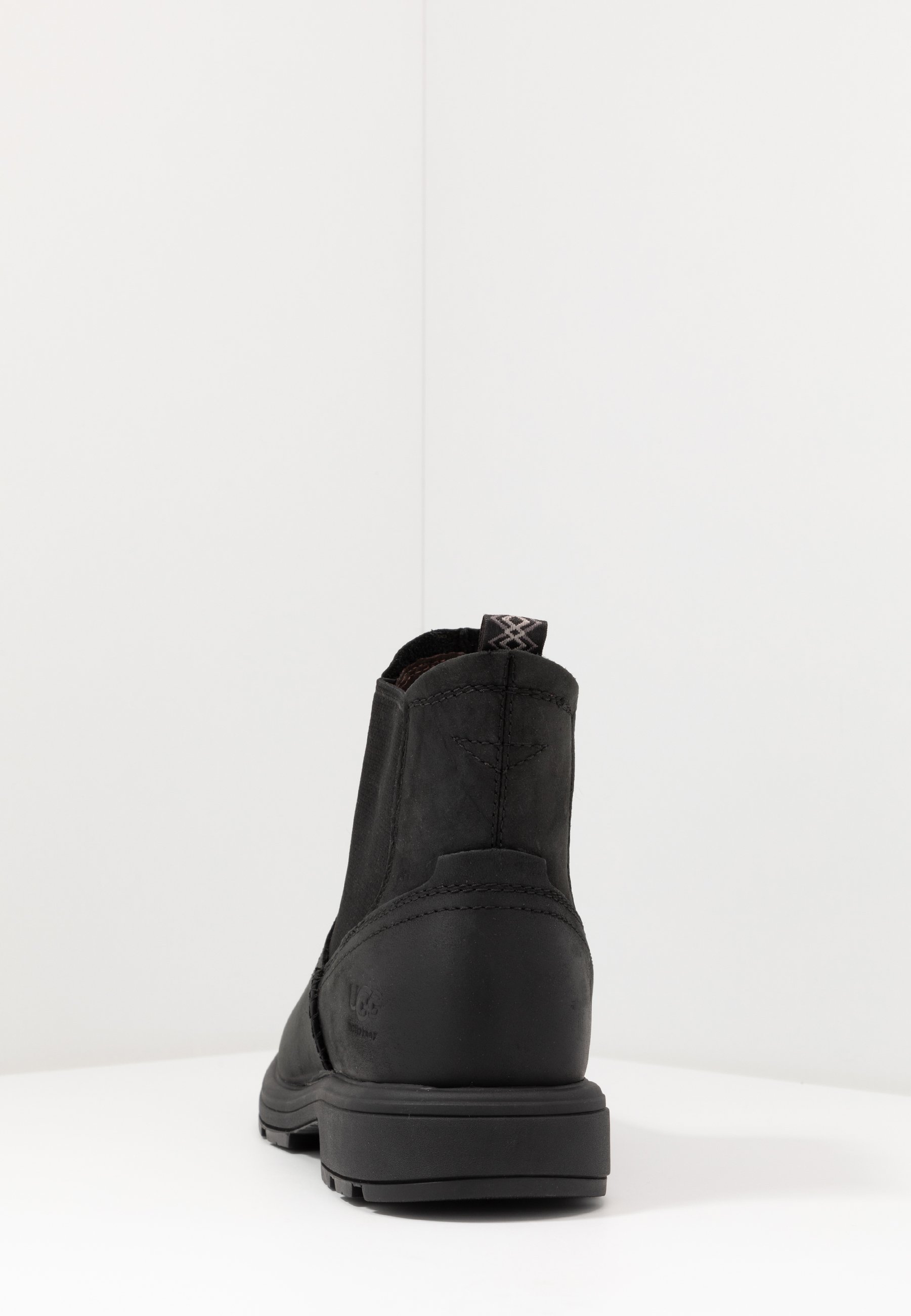ugg biltmore chelsea black