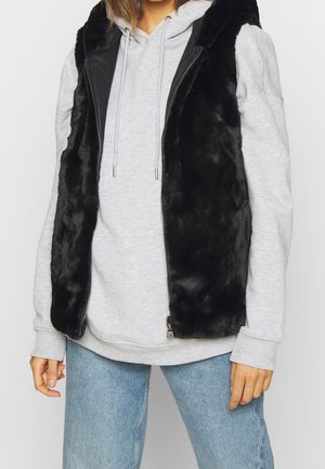 Vest - black