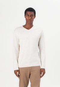 TOM TAILOR BASIC V NECK - Neule - soft buttercream melange