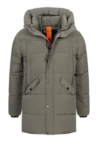 Manteau d'hiver matelassé vert avec col haut, fermeture éclair devant, boutons-pression, poches poitrine zippées et poches à rabat sur les côtés.