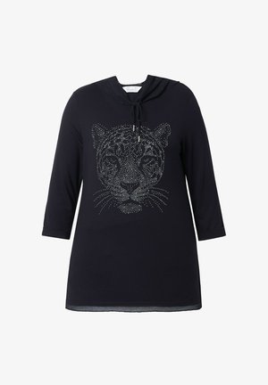 Mustasävyinen pitkähiha tunika hupulla, kiristysnyörillä ja strassikoristeisella leopardin kasvojen kuvalla edessä.
