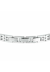Bracciale in acciaio inossidabile argento con design a catena composto da elementi rettangolari e quadrati, finitura lucida e nome del marchio inciso.